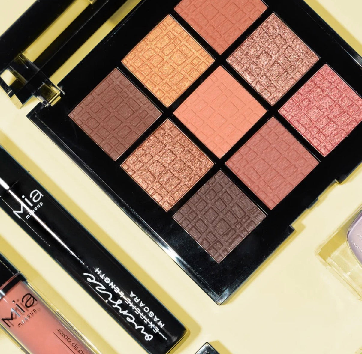 Rust Glam palette