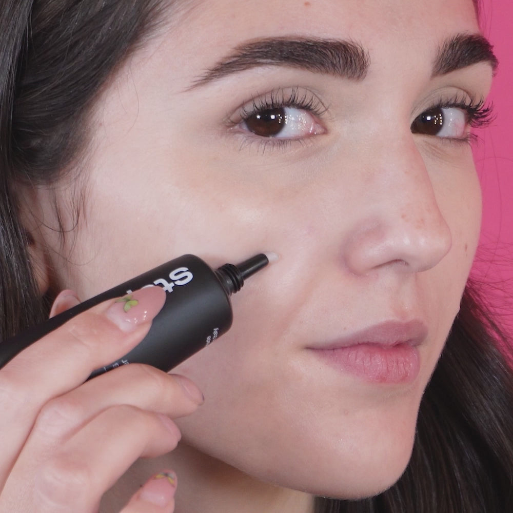 Charger la vidéo : STEP 1 SMOOTHING PRIMER