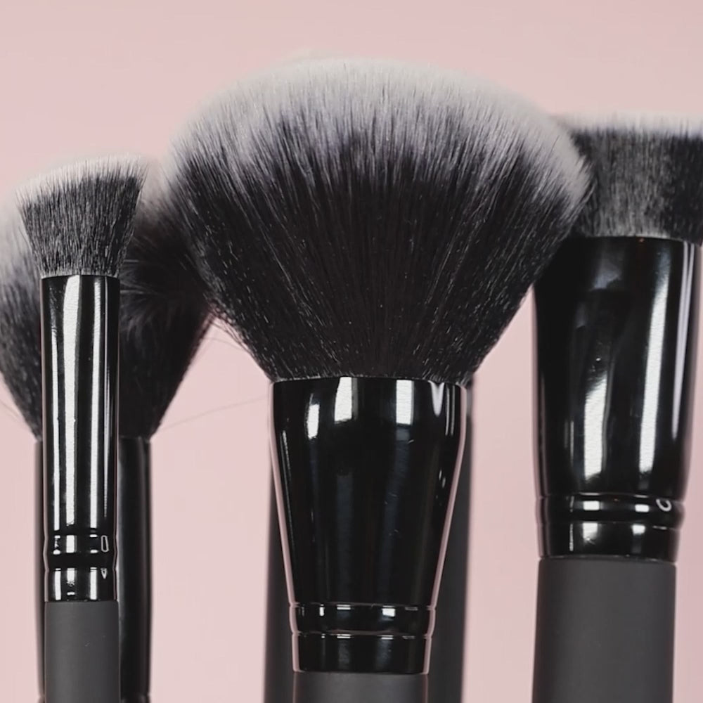 Charger la vidéo : FACE BRUSH BLUSH